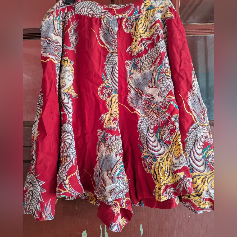 Trashy Diva high waisted shorts 'Dragons and Tigers' print - Picture 7 of 14